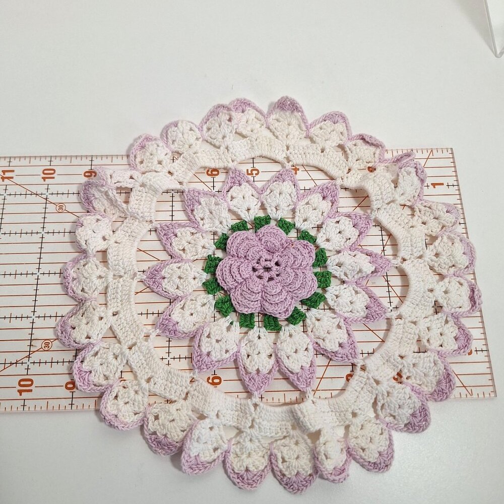 Hand Crocheted Lace Doily Flower Lavender White Green Purple Cotton 10 Inch - Picture 6 of 14